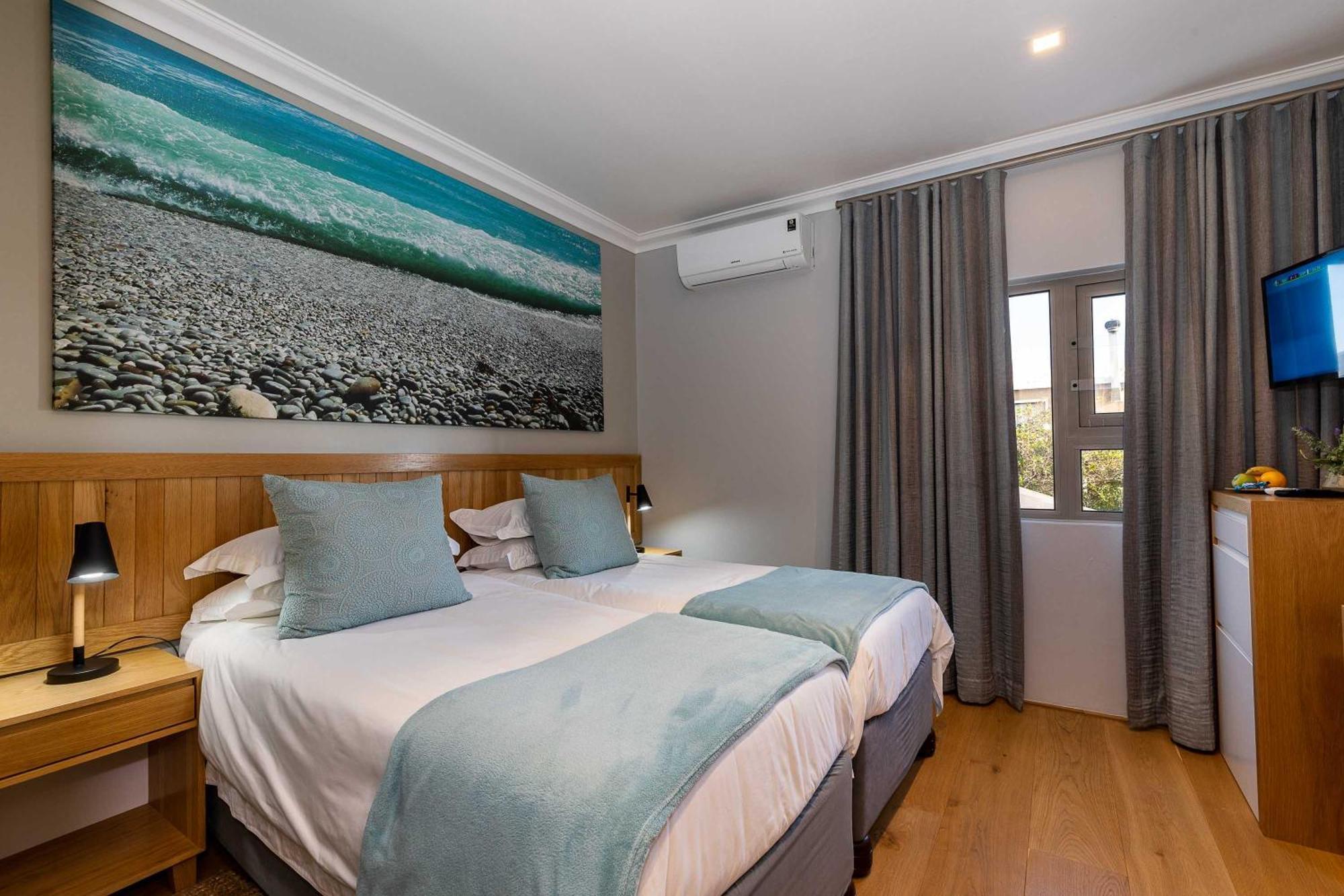 Oceans Guest House&Luxurious Apartments Struisbaai Extérieur photo