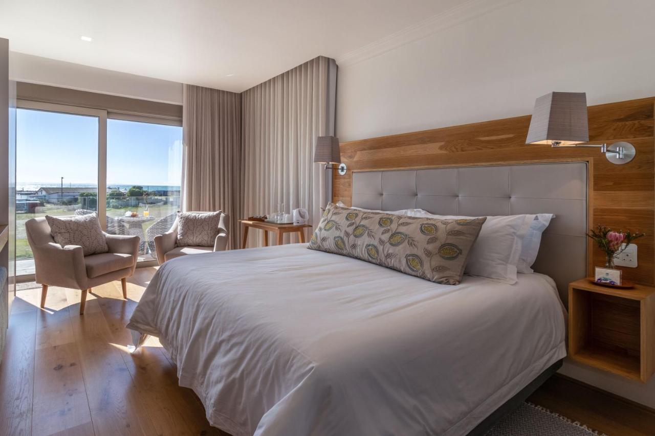Oceans Guest House&Luxurious Apartments Struisbaai Extérieur photo